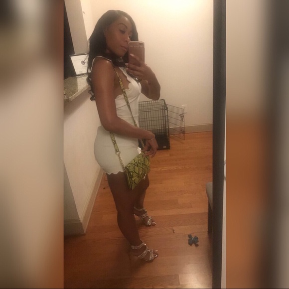 One piece romper, slim fit - Picture 2 of 3